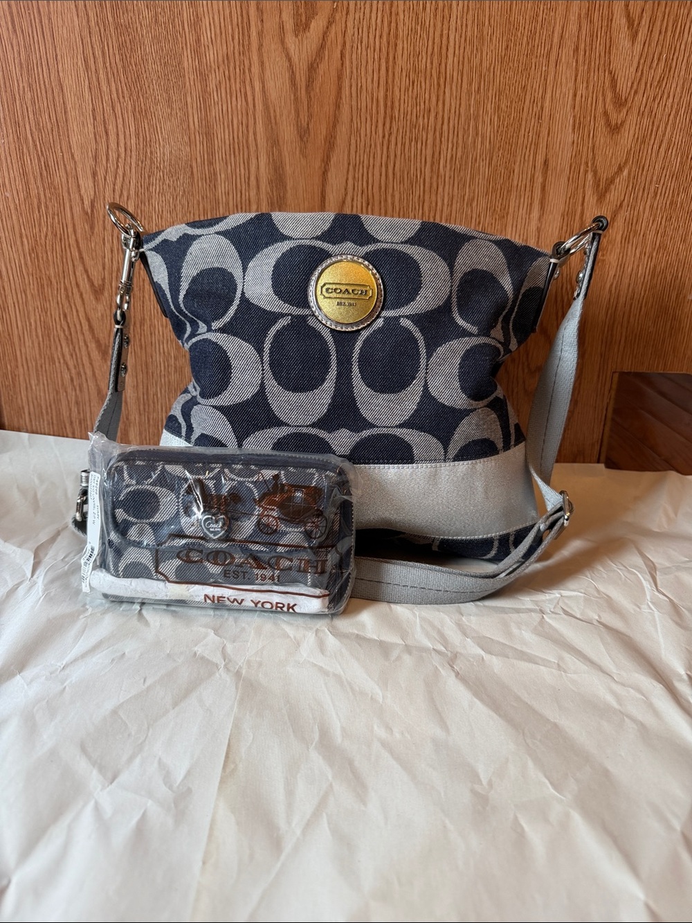 2piece Y2K Coach Navy and Gray Signature Canvas Shoulder Bag with Coin Wallet
